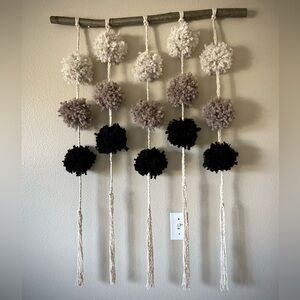 CITY NIGHTS | Bohemian pom-pom macrame wall hanging
